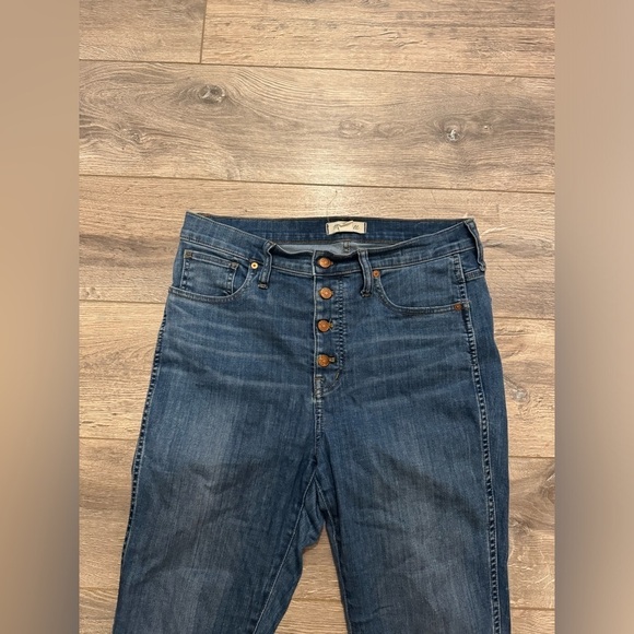 Madewell 10" High -Rise Skinny Crop Jeans - Picture 2 of 9